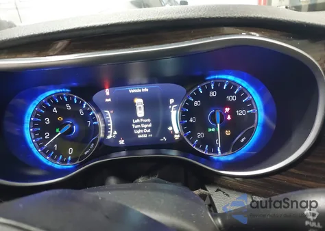 2023 Chrysler Pacifica Limited z USA, uszkodzony, nr VIN 2C4RC1GG3PR533452